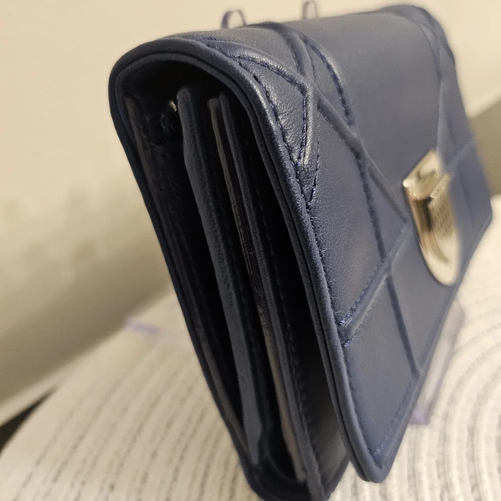💙 Christian Dior Diorama Navy Blue Leather Compact Wallet